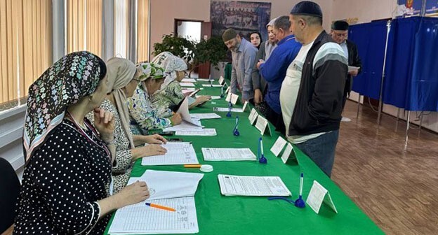 Избирательный участок в Грозном. Фото: https://grozny.tv/news/society/63863 Избирательный участок в Грозном. Фото: https://grozny.tv/news/society/63863