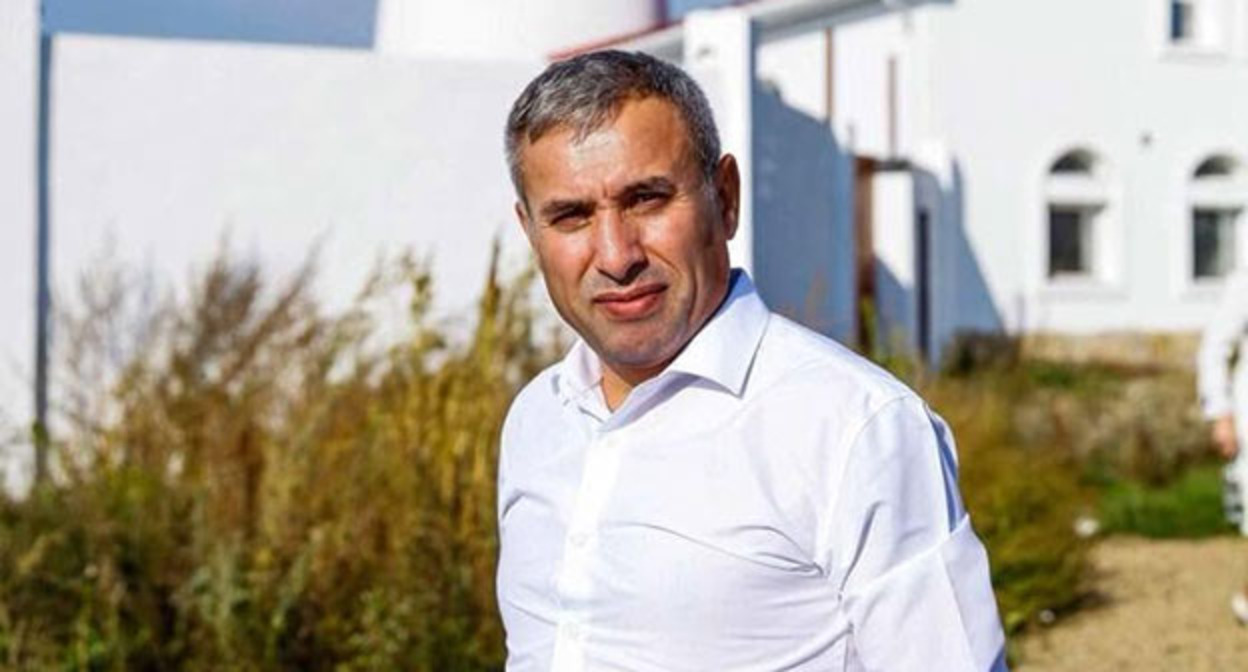 Хафиз Исмаилов. Фото личная страница Хафиза Исмаилова https://www.facebook.com/hafiz.ismailov.2025/?rdid=8B0uS4R2huXMukfF принадлежит компании Meta деятельность которой запрещена в России