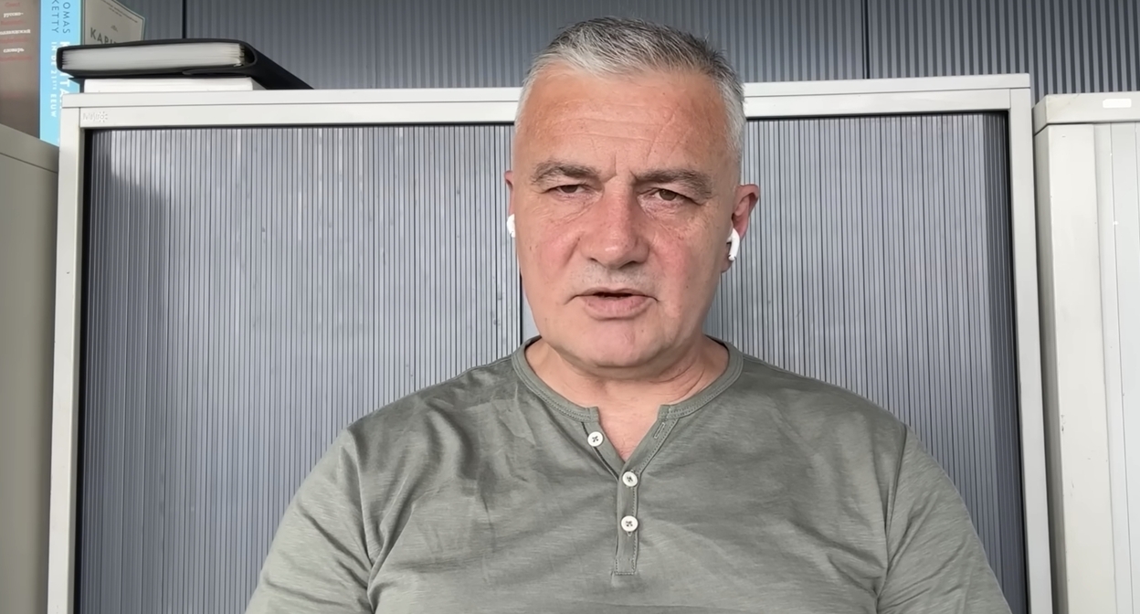 Рустам Хуажев. Кадр видео 
MINVAL POLITIKA / YouTube