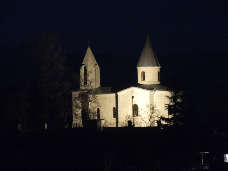 Церковь Кананч Жам ночью г.Шуши. Сфотографировал с дальнего растояния.