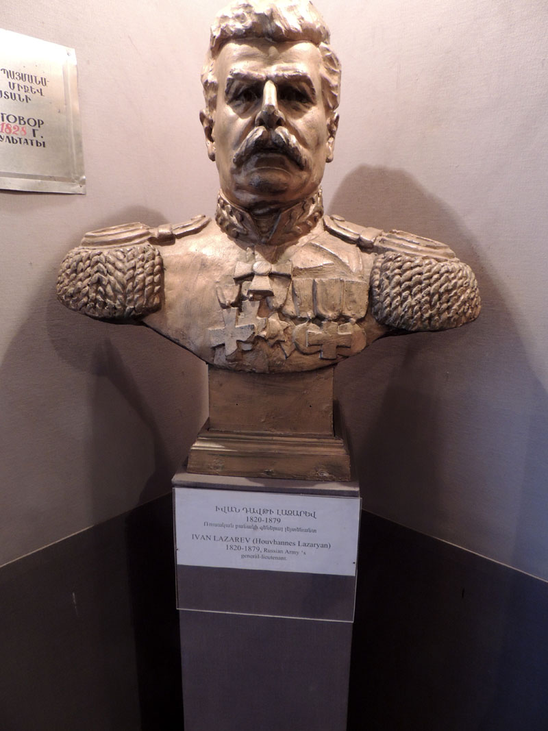 Российский генерал Иван Лазарев.