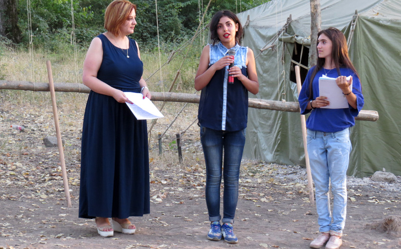 Скаут Гоар Петросян из Ереване делится впечатлениями о лагере.