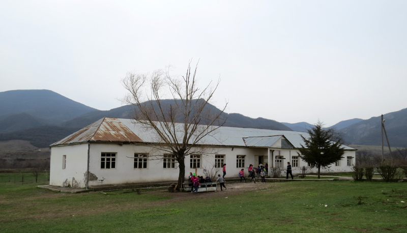 Здание средней школы Нор-Сейсулан.