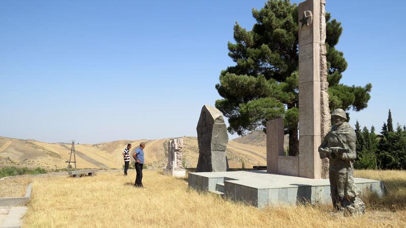  Памятники погибшим Ашанцам в ВОВ и карабахской войне.